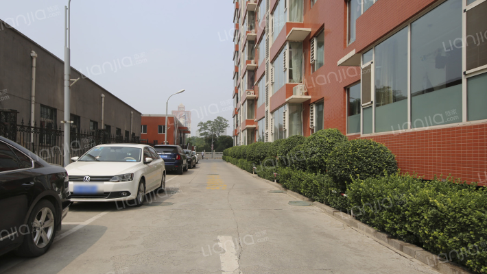 丽华海景苑小区外景图