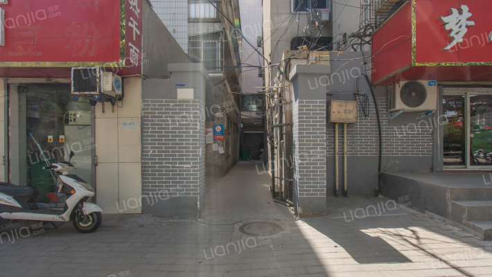 红旗路10号院外景图