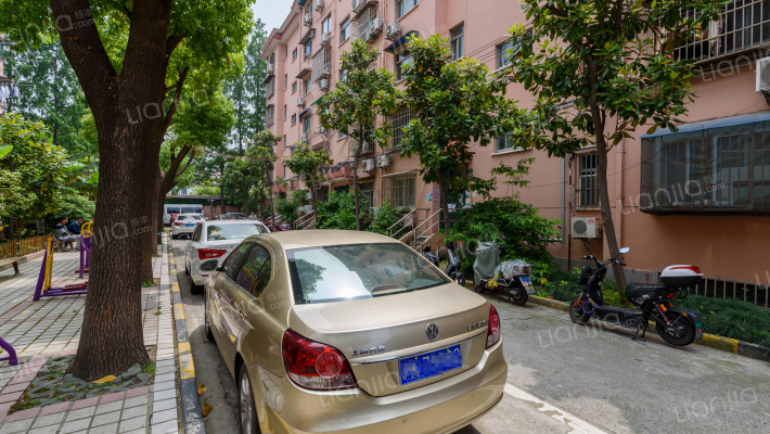 地矿小区外景图