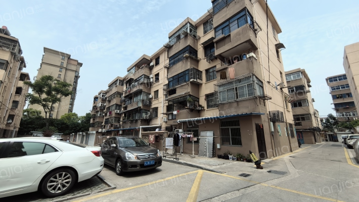 康平小区外景图