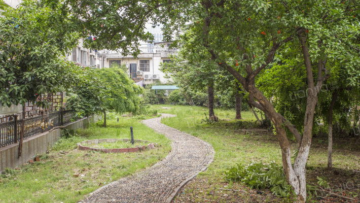 欧陆经典花园外景图
