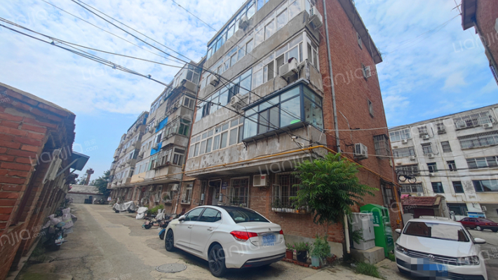 水利新村外景图