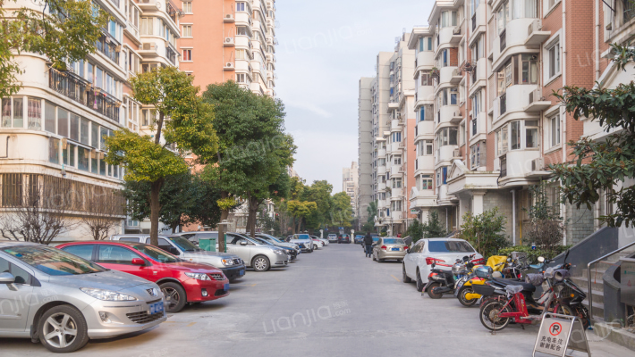 翔殷四村外景图