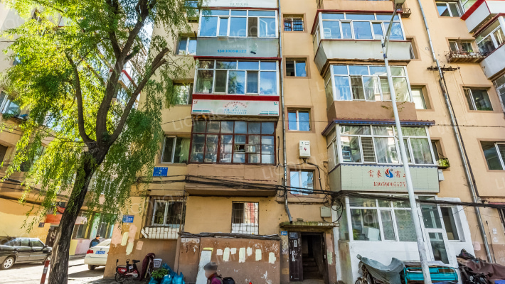 和平四道街外景图