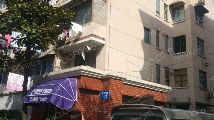 国权路320弄外景图