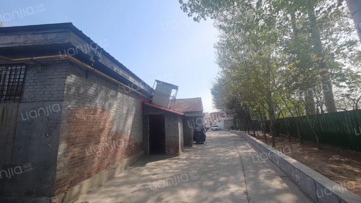 西北隅村外景图