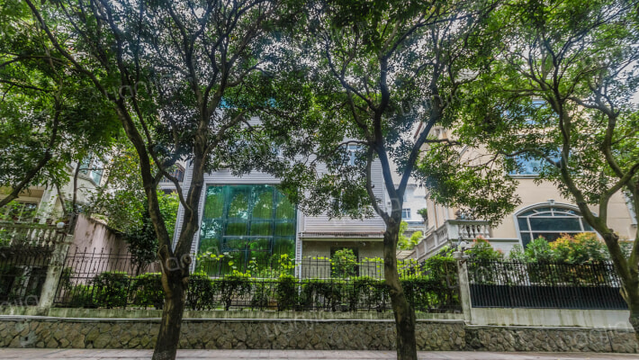 齐明别墅外景图