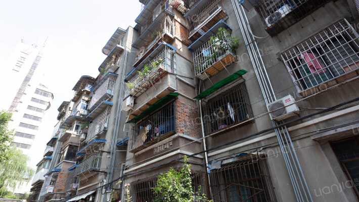 磨底河沿街1号外景图