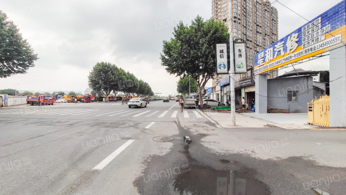 学仕家园外景图