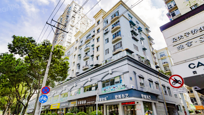 华中大厦外景图