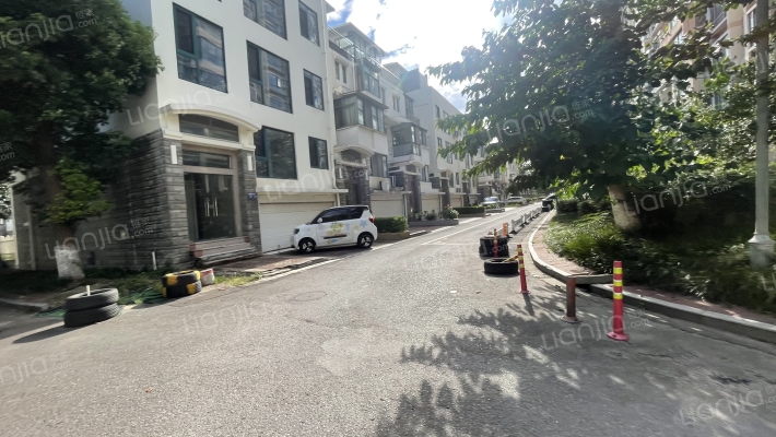 国泰现代城外景图