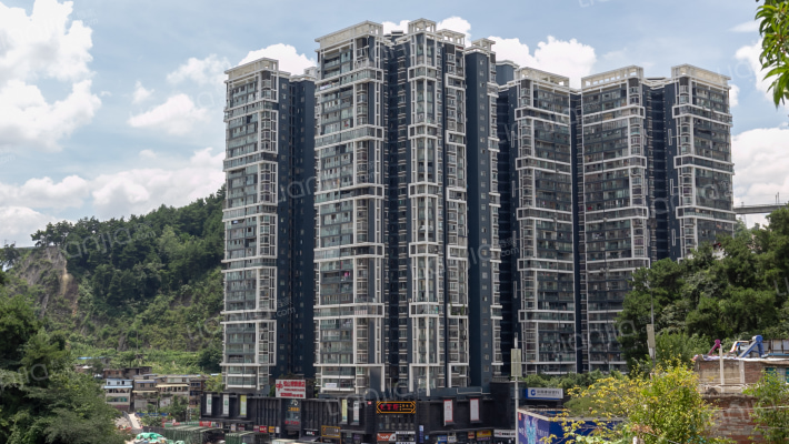 黔灵山国际社区外景图