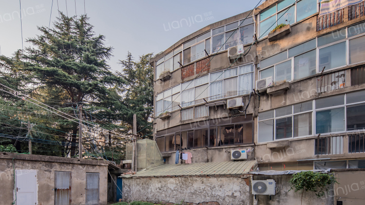 新民文化站宿舍楼外景图