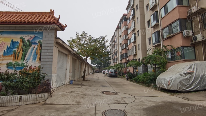 通用电气厂宿舍外景图