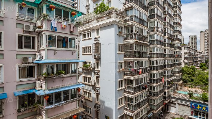 博林大厦外景图