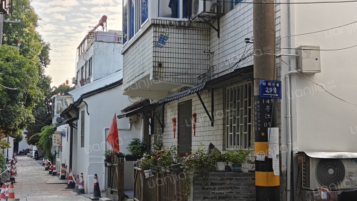 胡厢使巷散盘外景图