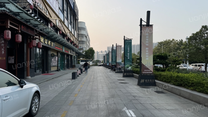 诚丰圣诺大厦外景图