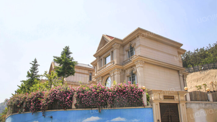 山屏花园外景图