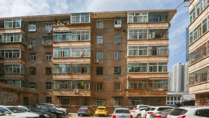 农行城关区支行家属院外景图