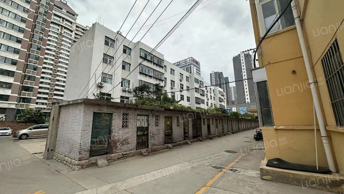 潍坊学院职工宿舍区南区外景图