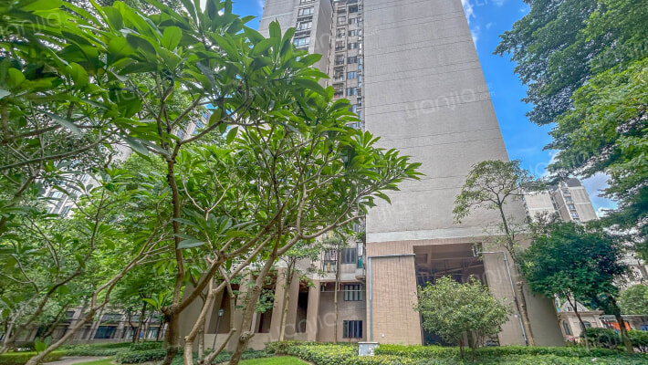 保利香槟花园B区外景图