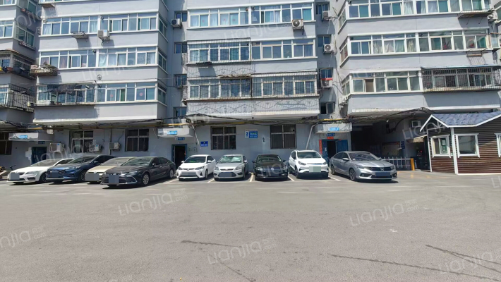 磷肥厂宿舍外景图