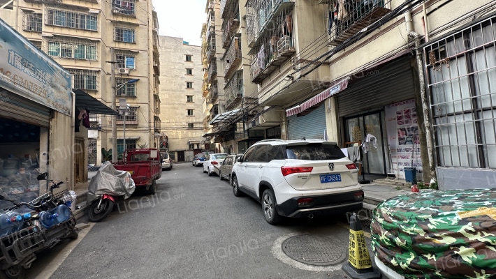 蟠桃宫路16号外景图