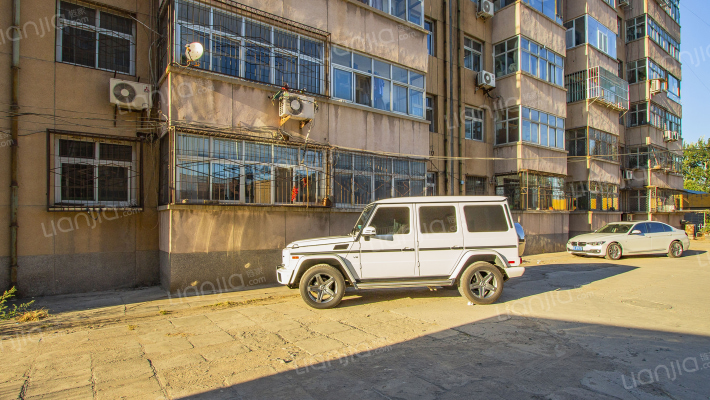 交警队家属楼外景图