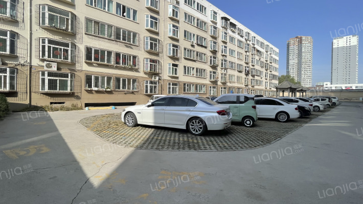 巩家堡小区外景图