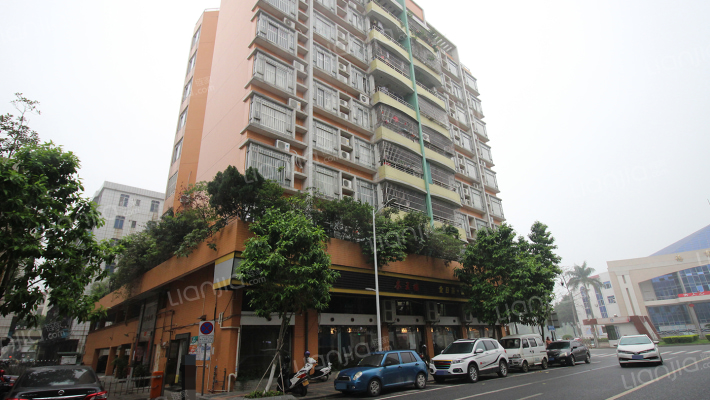 信和豪庭外景图