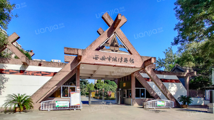 红旗街道办家属院外景图