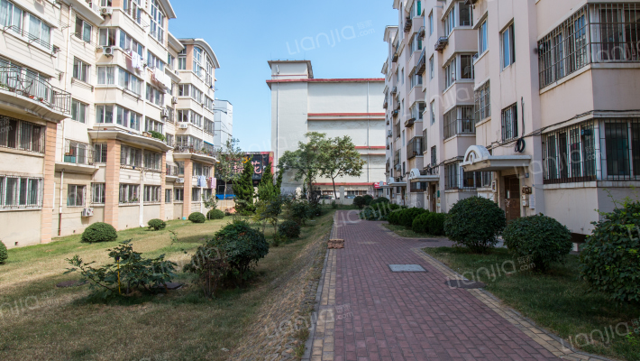 橡六花园外景图