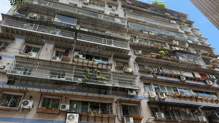 孙家书房下街外景图