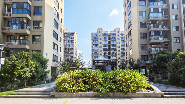 繁盛锦园外景图