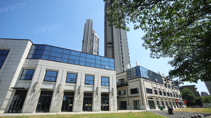 融创青山湖壹号外景图