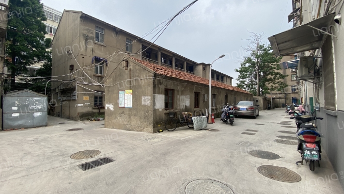 电信家属区外景图