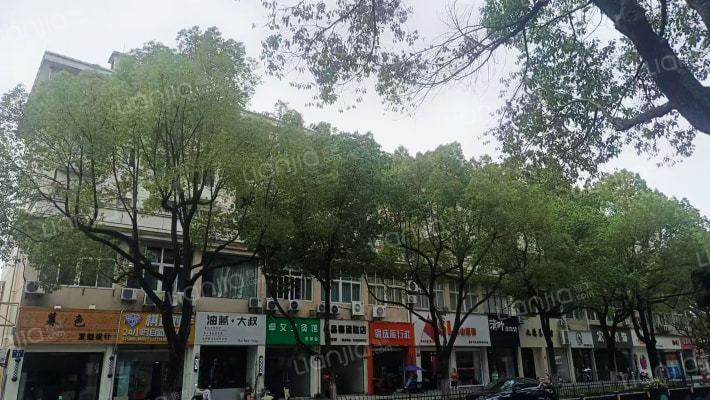 回龙公寓外景图