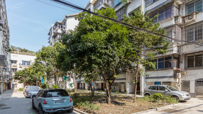 耀菩公寓外景图