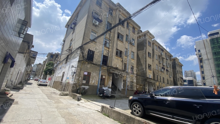 滩涂新村外景图