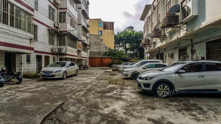 五一中路20号院外景图