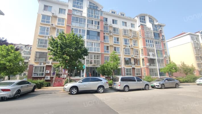 于家河小区外景图