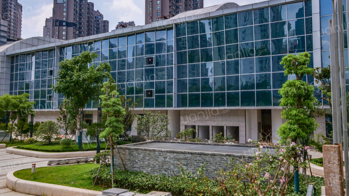 总部基地外景图