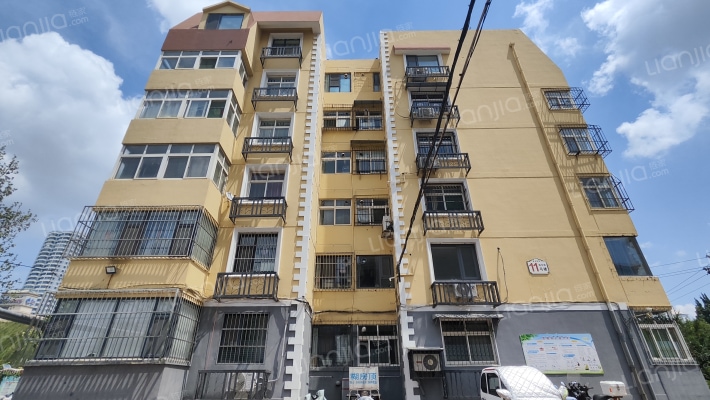 亚太新村清水苑外景图