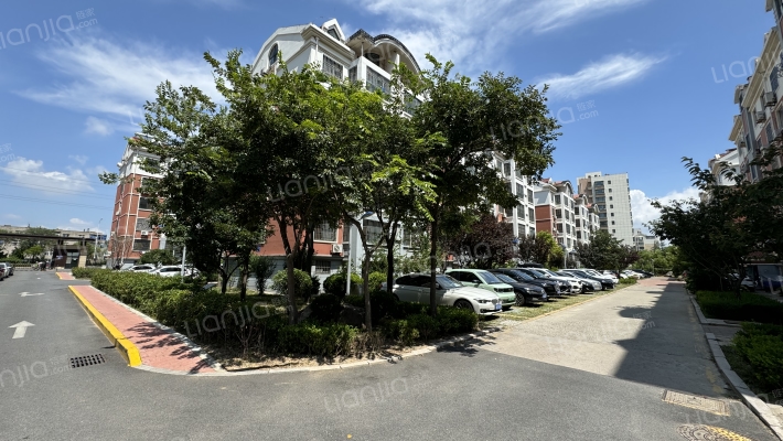 东风小区外景图