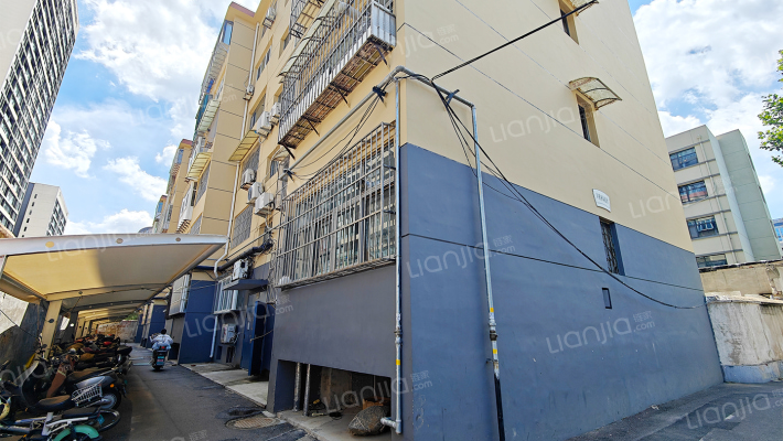 东湖路国税局宿舍外景图