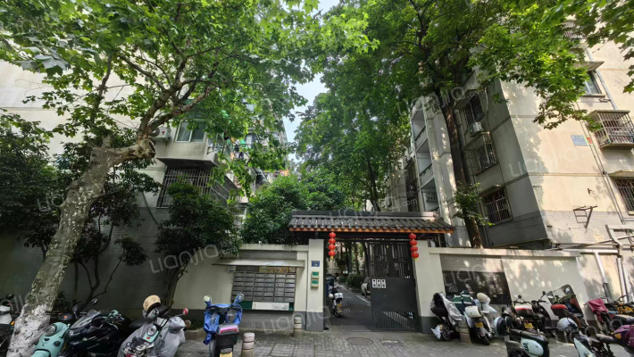 岳王路41号外景图