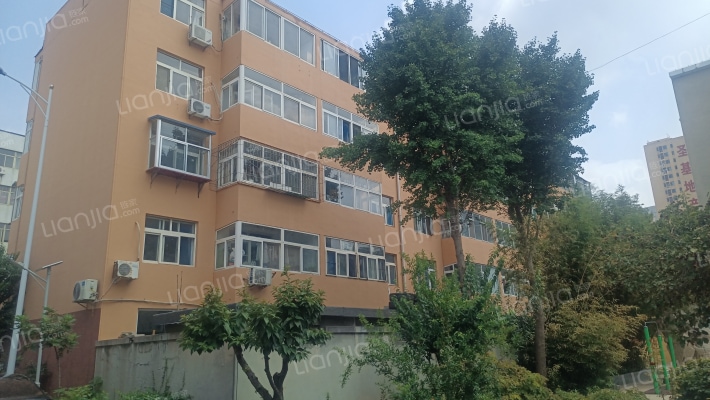 潍城交警大队宿舍外景图