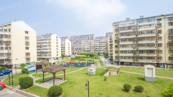 怡居北苑外景图