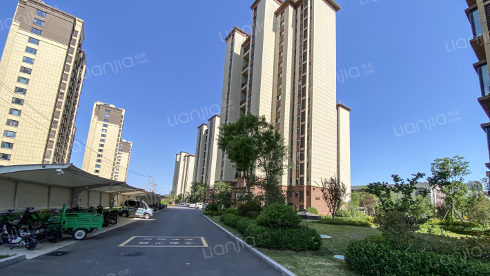 博裕学苑外景图