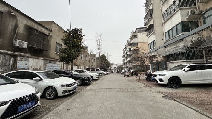 翟山办事处宿舍外景图